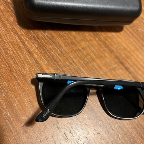 Persol PO3007-S 9000/58 Polarized Sunglasses like new, matte black