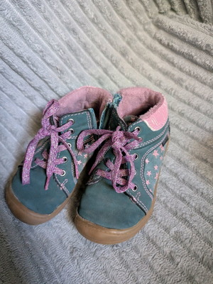 Kids barefoot boots used, size 24-25