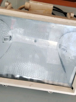 Επαγγελματικός προβολέας αλογόνου 1000W μεταχειρισμένος