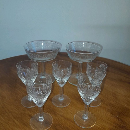 Crystal glasses vintage for liqueur/cognac 7 pieces with embossed designs