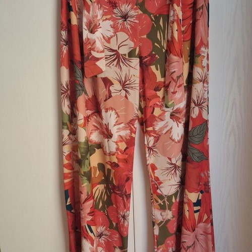 BSB Palazzo Wide-Leg Pants like new with Floral Tropical Print