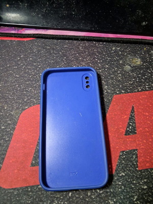 Iphone XS case slightly used