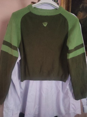 Quicksilver vintage wool sweater like new, for 12 years old, green
