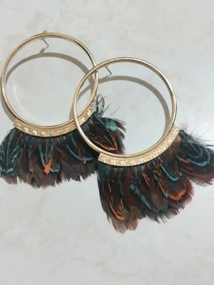 Zara εντυπωσιακά σκουλαρίκια με φτερά, σαν καινούργια, χρυσαφί πολύχρωμα