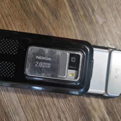 Motorola and Nokia phones used, 2 Motorola and 1 Nokia