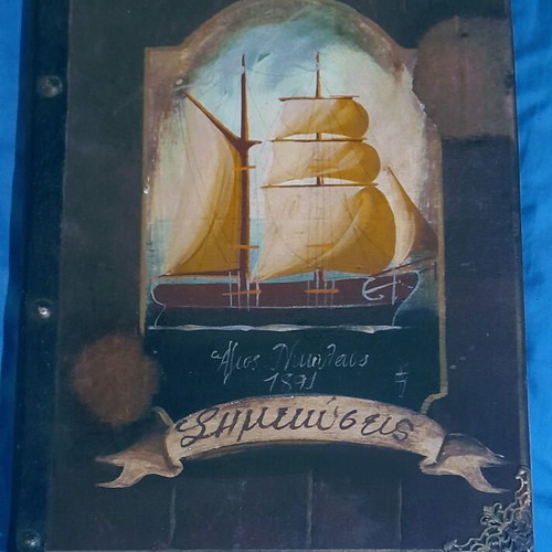 Vintage photo album with wooden cover by Χειροτέχνειον, like new