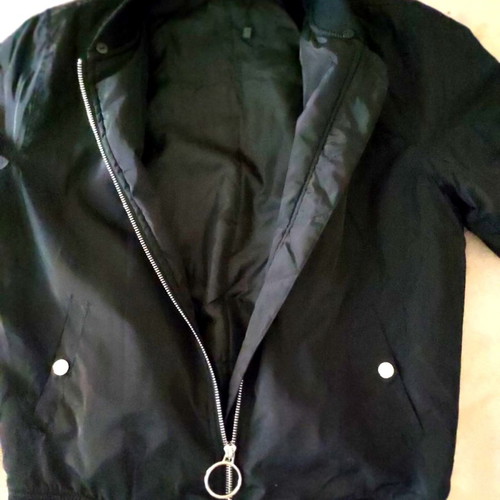 Women's jacket like new, size M, black with silver zipper