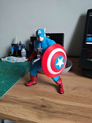 3D figure Marvel Captain America 22 cm like new
