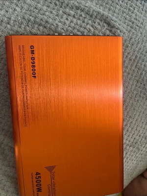 Sound amplifier new 12 volt 4500w 4 channels