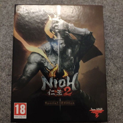 Nioh 2 Special Edition PS4 like new with Steelbook and Artbook