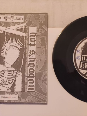 3 singles 7'' punk μεταχειρισμένα, Disgrace, Napalm Death, Terveet Cadet