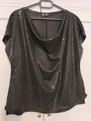 Plus Size XXL sequin blouse new, black gray