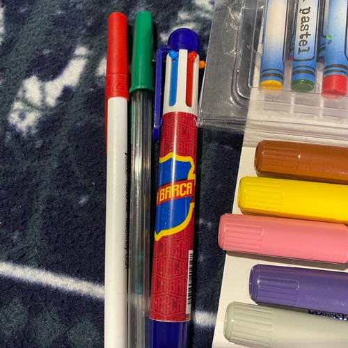 Markers and crayons like new with unused pencils
