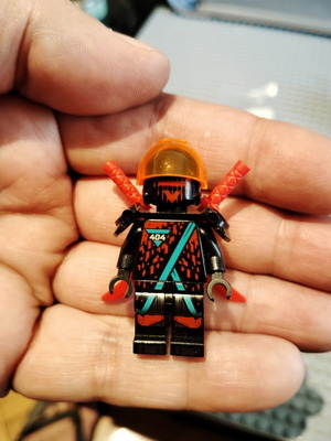 Lego Ninjago Red Visor used minifigure