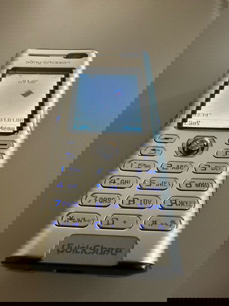 Sony Ericsson k600i με κουτί