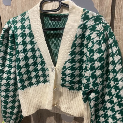 Women's cardigan like new, white and green, sizes M and L