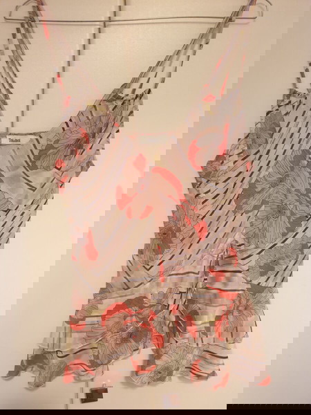 Toimoi top
