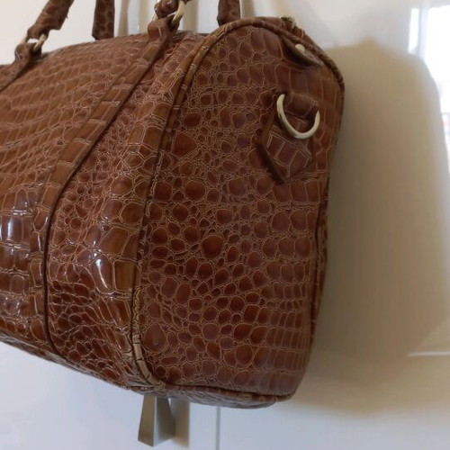 Handbag with croco pattern made of patent leather like new