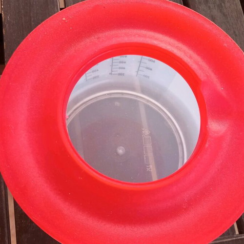 Measuring cup like new