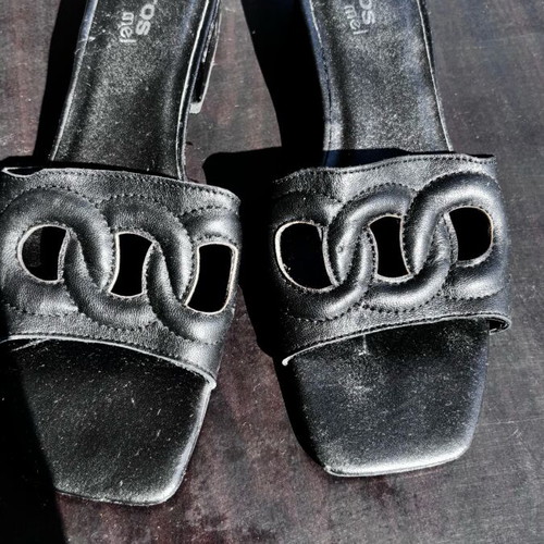 Women's sandals with low heel size 38 black like new