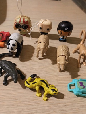 Παιδικά παιχνίδια Kinder νέα, ζωάκια, Funko Pop, αμάξι