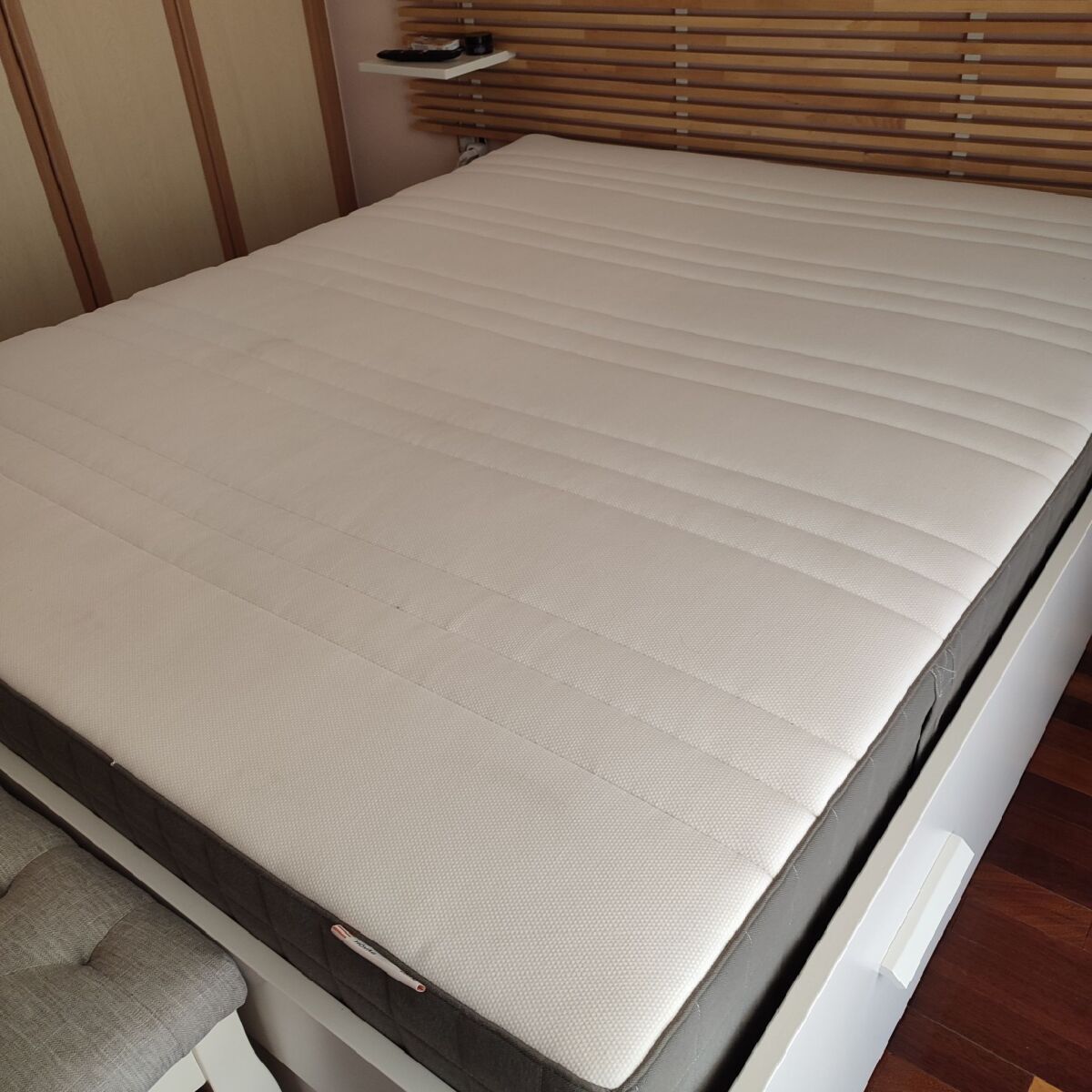 Hovag Ikea mattress 1.60x2.00 like new - € 150,00 - Vendora.cy