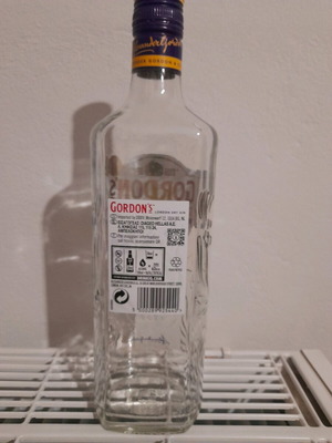 Gordon's empty bottle like new