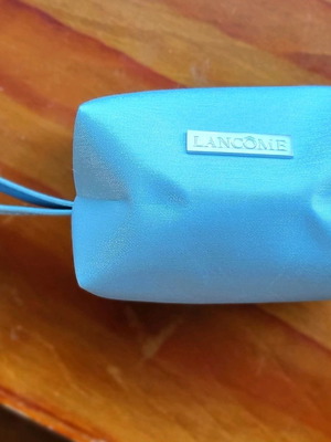 Νεσεσέρ Lancome γαλάζιο καινούργιο