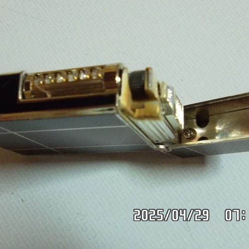 Lighter like new