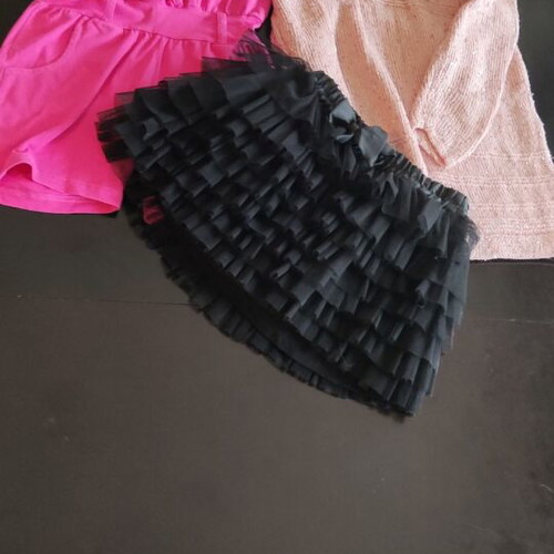 Children's clothing set used size 6-7 with dress, skirt, and overalls