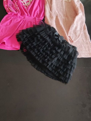 Children's clothing set used size 6-7 with dress, skirt, and overalls