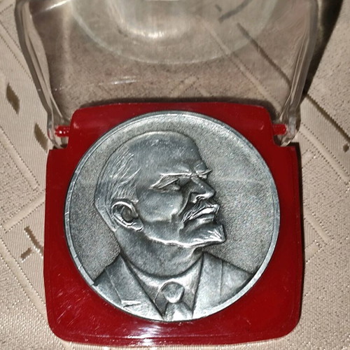 USSR Medal "Anniversary Lenin" 1870-1924 in excellent condition
