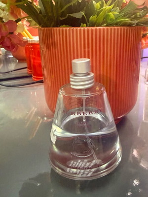 Burberry Baby Touch Eau de Toilette 100 ml like new, tester