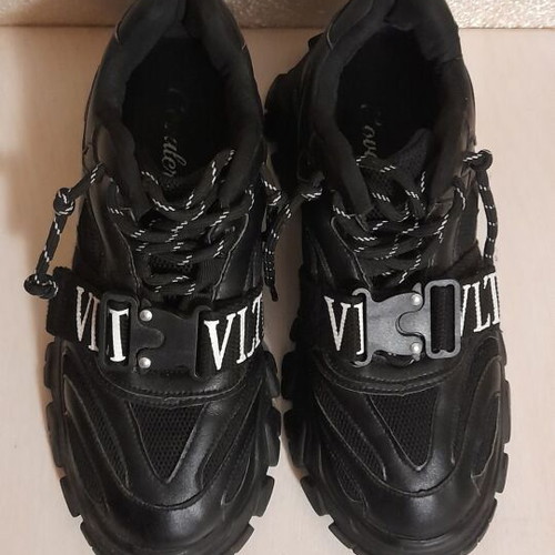 Covaleri athletic platform shoes used, size 38, black with clips