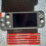 Nintendo Switch Lite σαν καινούργιο με 5 παιχνίδια