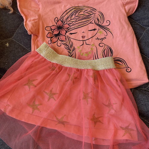 Girl's clothing set size one year, like new, Greek made