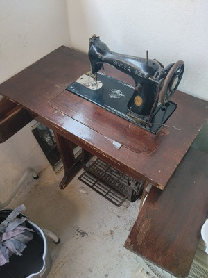 Singer 15K sewing machine 1910