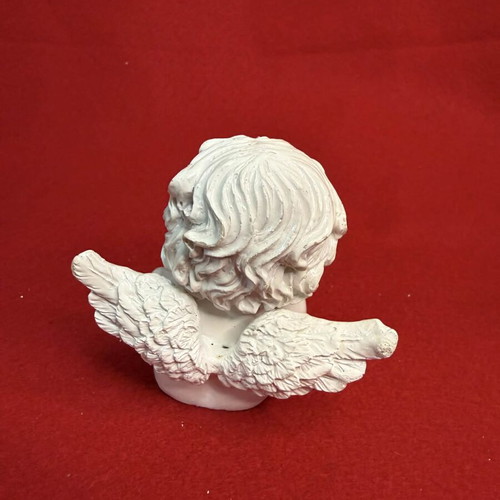 Angel figurine used resin, height 8 cm
