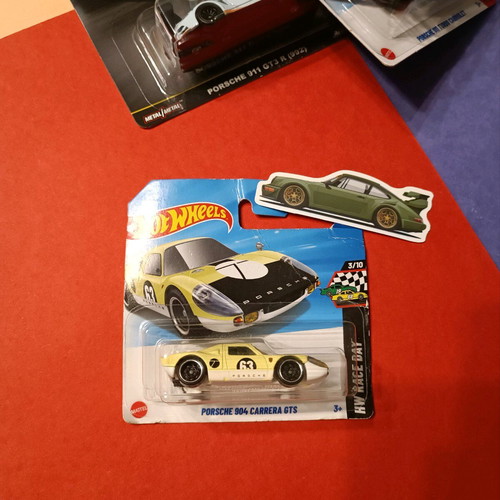 Hot Wheels Porsche 904 Carrera GTS like new, unopened card