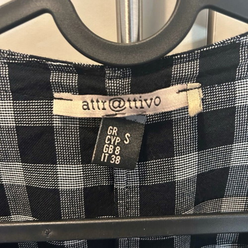 Attrattivo Checked Shirt Dress small like new, black and grey