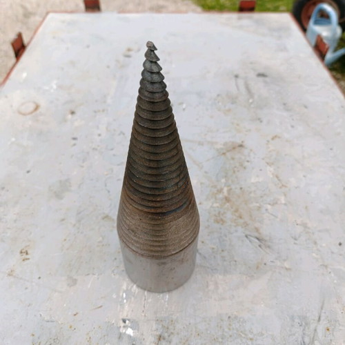 Wood splitting cone new, heavy-duty construction for log splitter