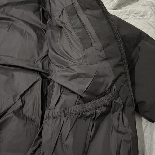 Carhartt puffer jacket new, men's XL, black
