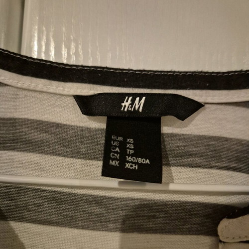 H&M soft striped blouse like new with buttons XS