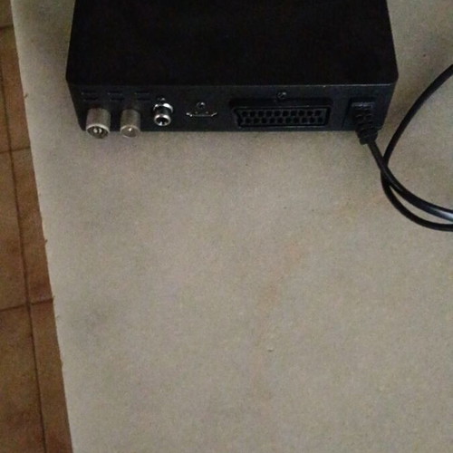 Digital terrestrial decoder used with SCART cable