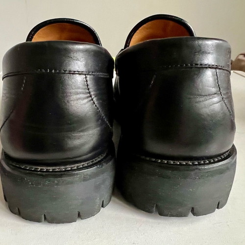 Gucci elegant black leather shoes like new, size 43.5