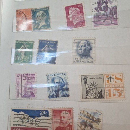 Stamp collection like new, about 400 pieces in album