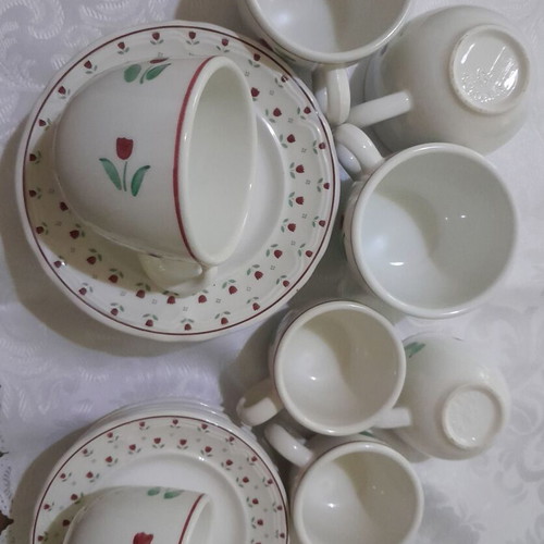 Tea and coffee set like new, bone China porcelain with red tulips