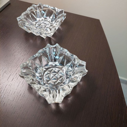 Crystal vintage ashtrays like new, set of 2