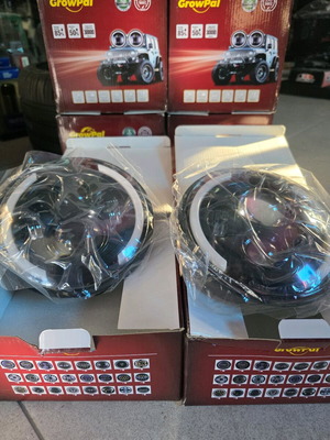 Σετ εμπρός LED φανάρια Suzuki Samurai H4 καινούργια