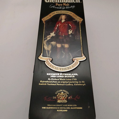 Collectible Glenfiddich Pure Malt metal tin box Clans of the Highlands Clan Sutherland like new